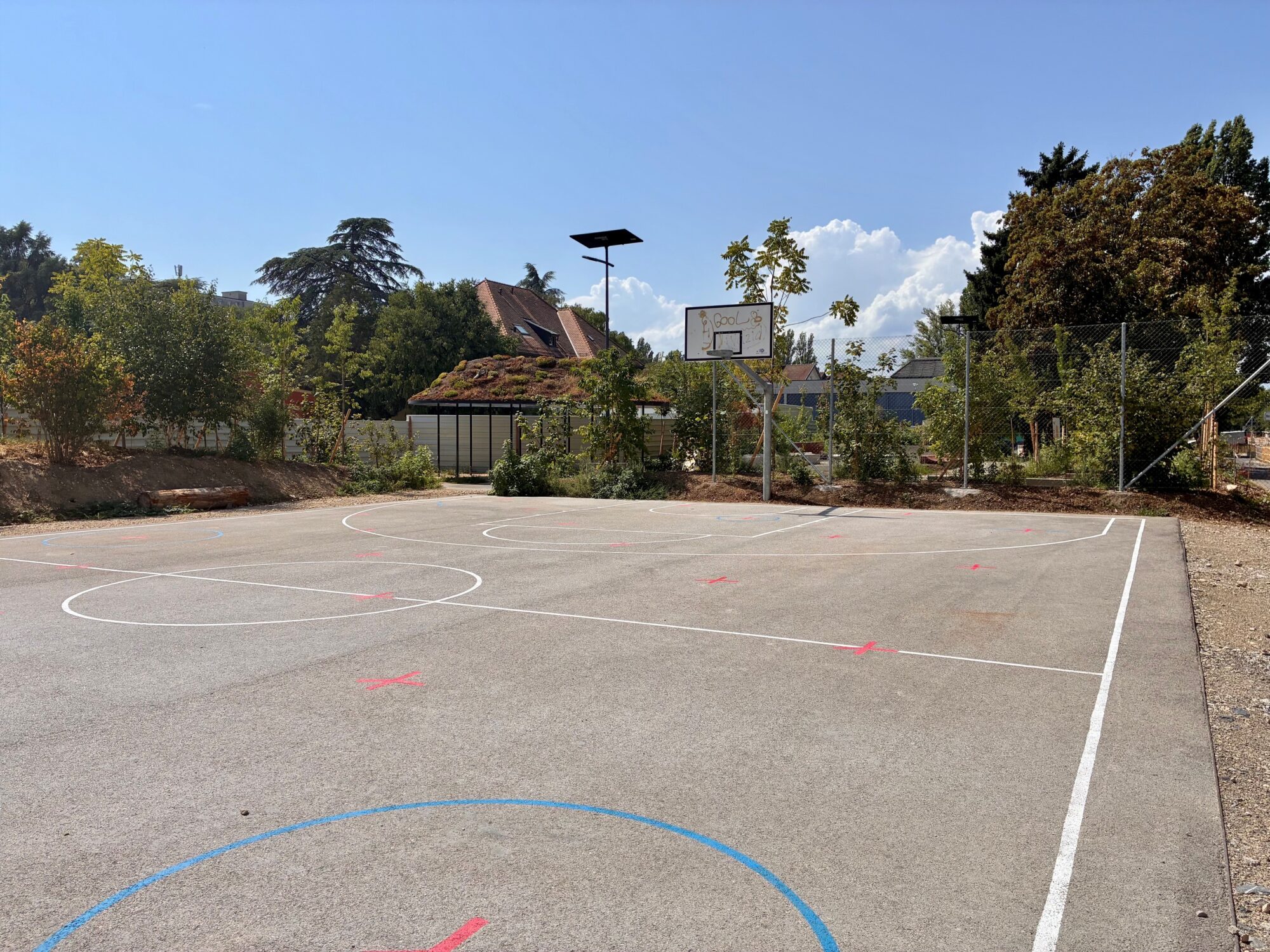 Terrain de basket - Aménagement provisoire à Malley